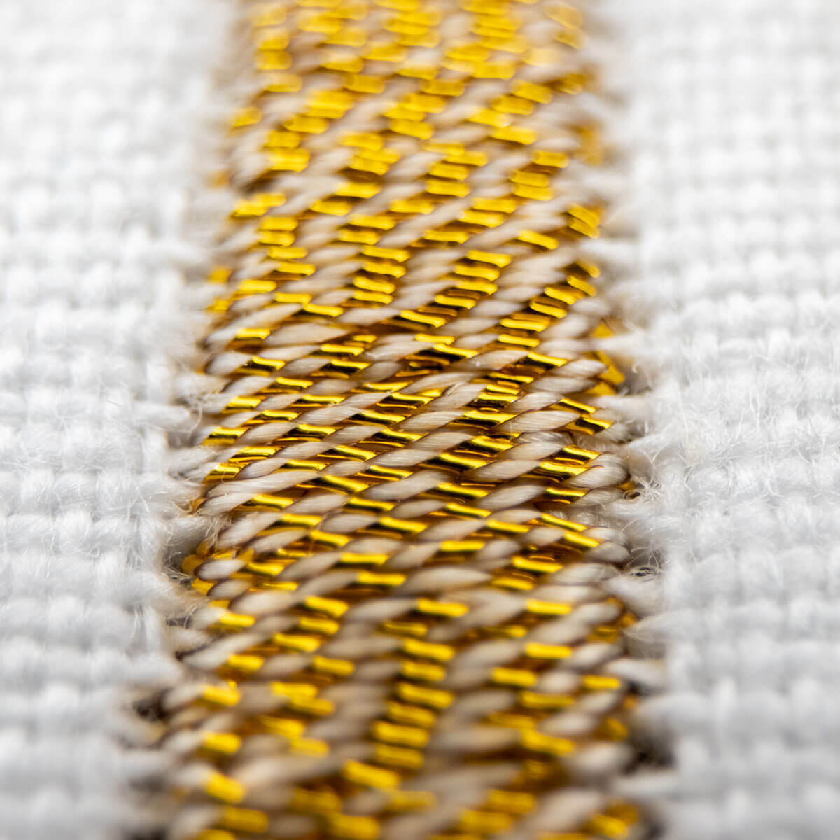 Softlight Metallic Aztec Gold 1500m Embroidery Thread