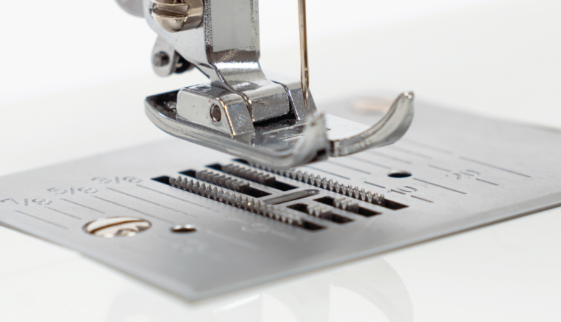 Practik 9 Mechanical Sewing Machine - Alfa | Echidna Sewing
