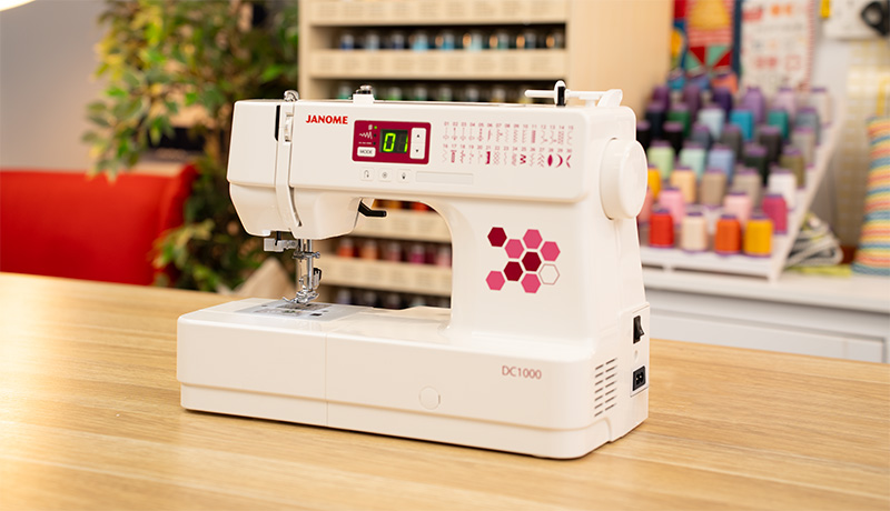 Janome DC1000